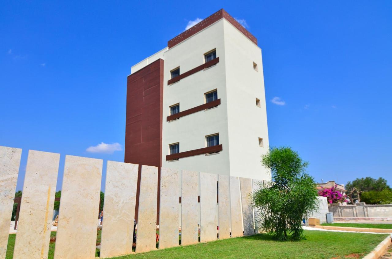 Boomerang Residence A Torre Colimena Exterior photo